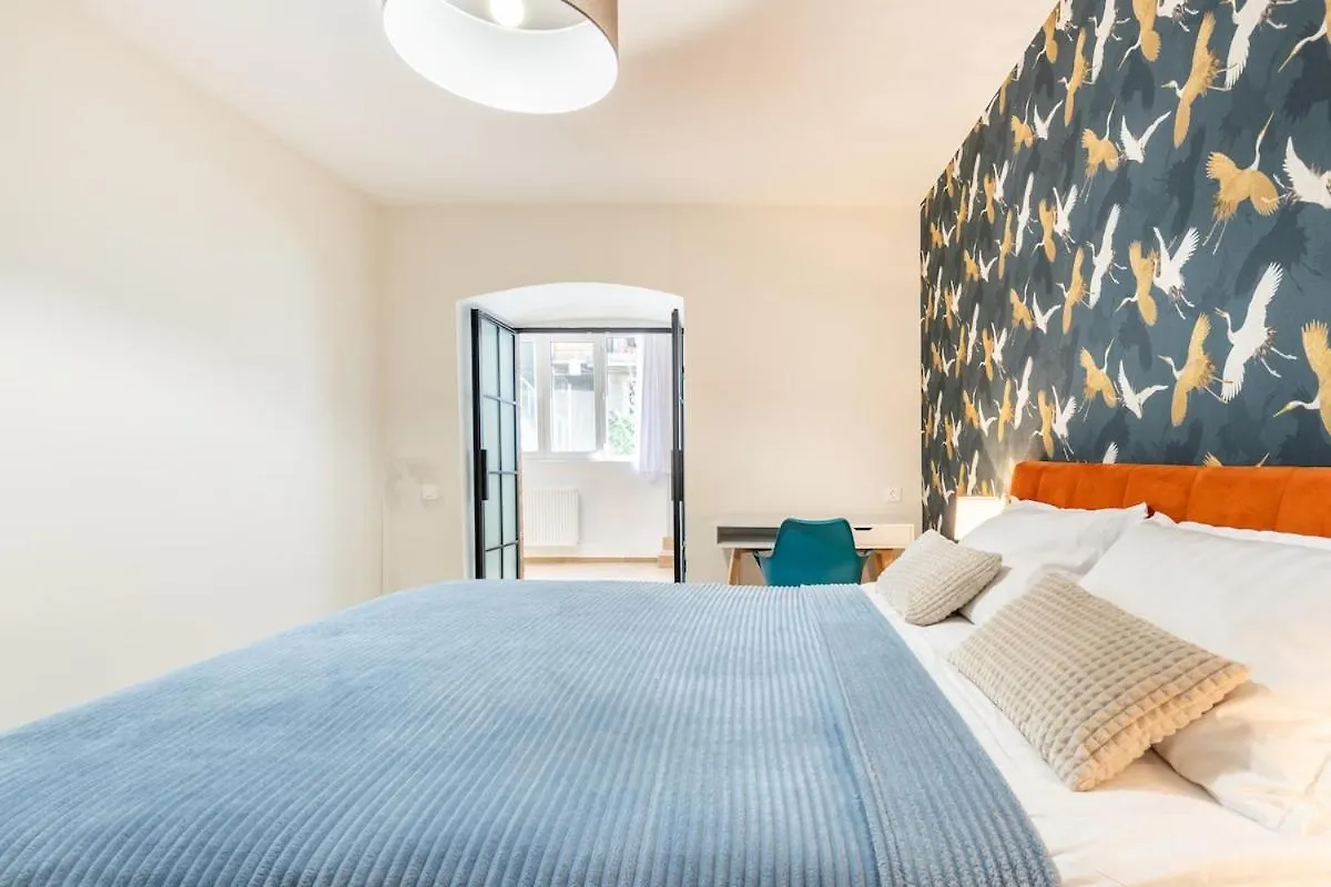 Stylish, Modern Apartment With Wi-Fi Netflix Tbilisi 0*,