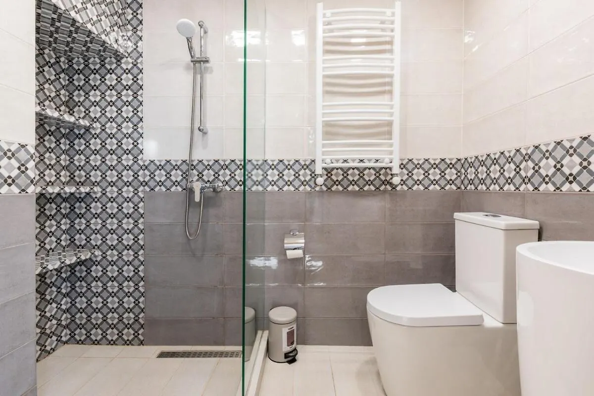 Stylish, Modern Apartment With Wi-Fi Netflix Tbilisi 0*,