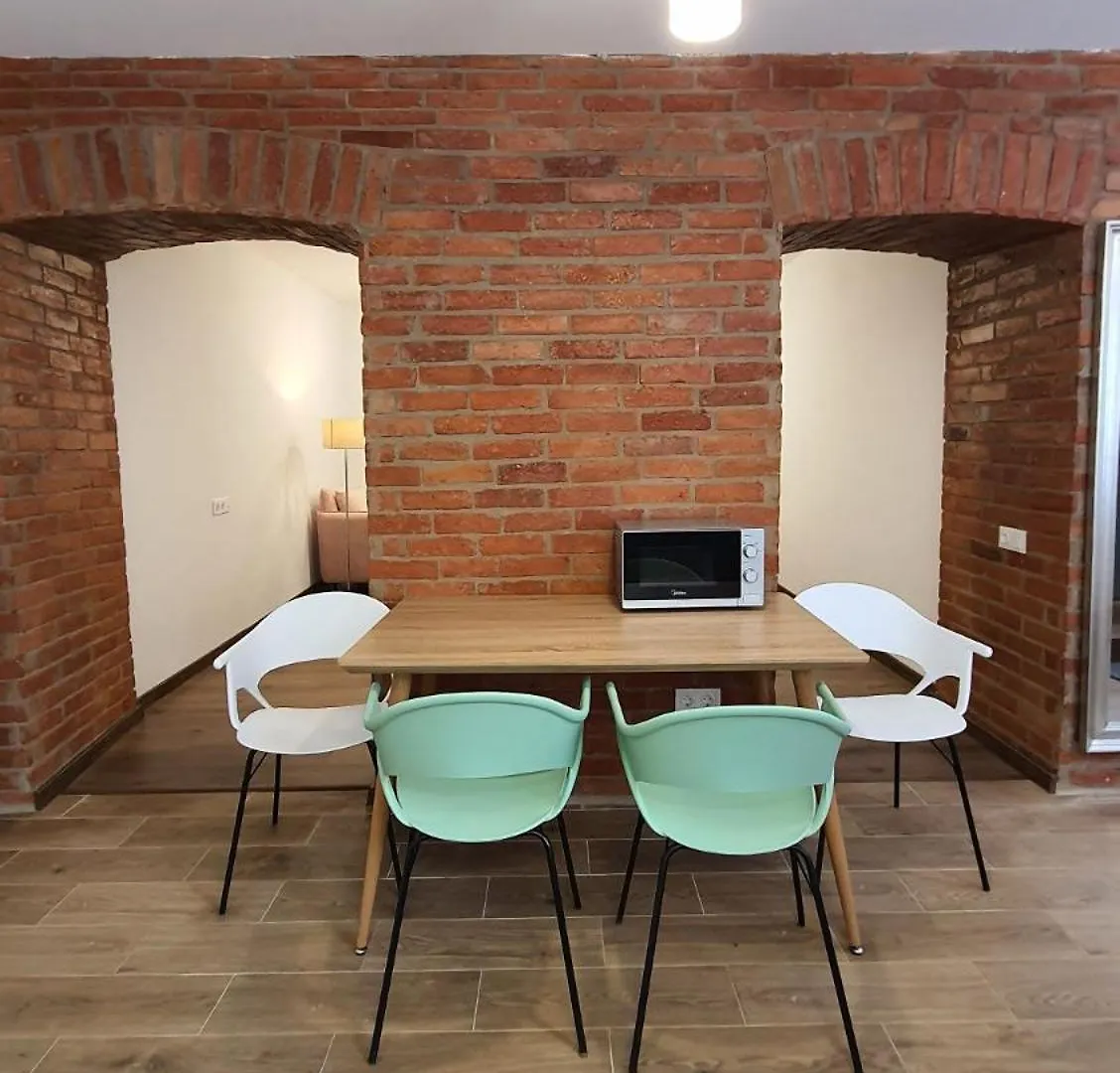 Stylish, Modern Apartment With Wi-Fi Netflix Tbilisi 0*,  Georgien